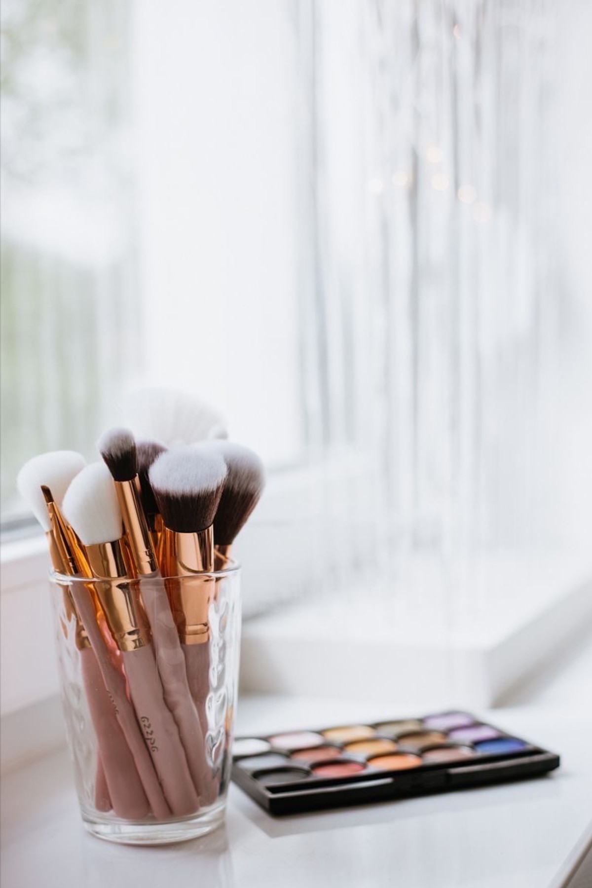 Jak správně čistit štětce na make-up: Kompletní návod