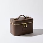 Co nesmí chybět v kosmetické taštičce