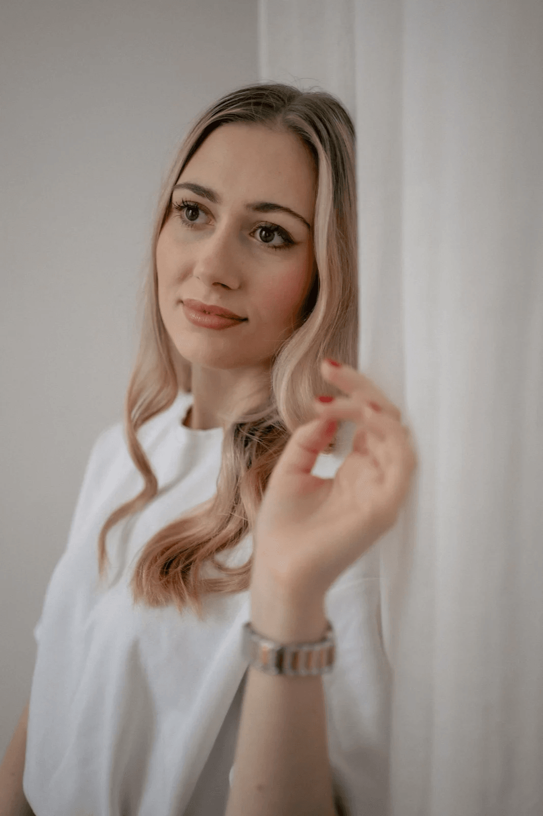 Make-up a vlasový styling na focení