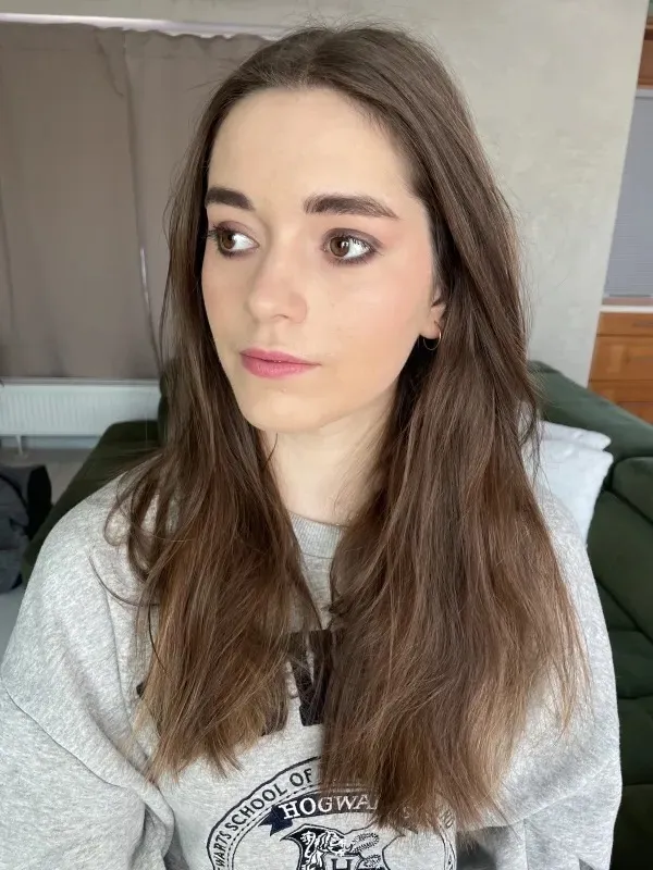 Make-up a účes na focení