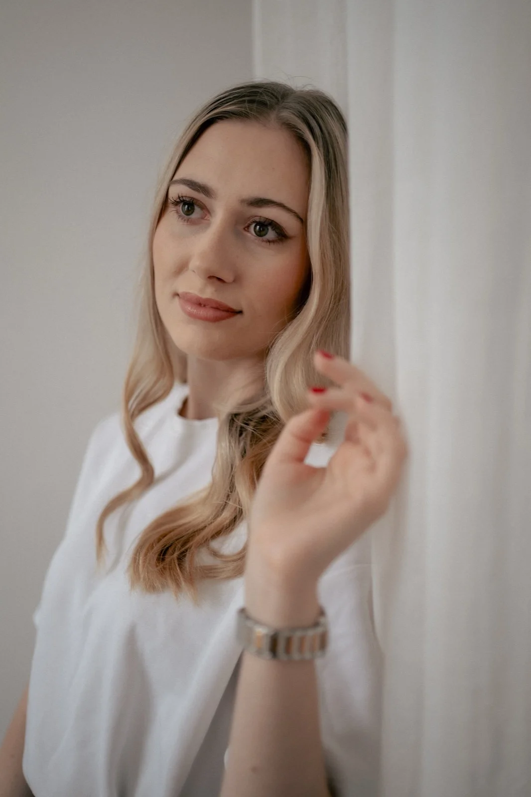 Make-up a vlasový styling na focení